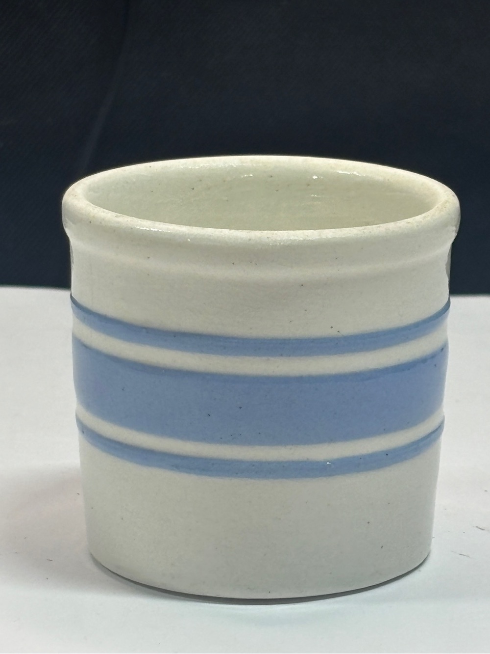 RARE WELLER CHILDS BLUE BANDED BEATER CROCK JAR 1930's 2 3/8" TALL